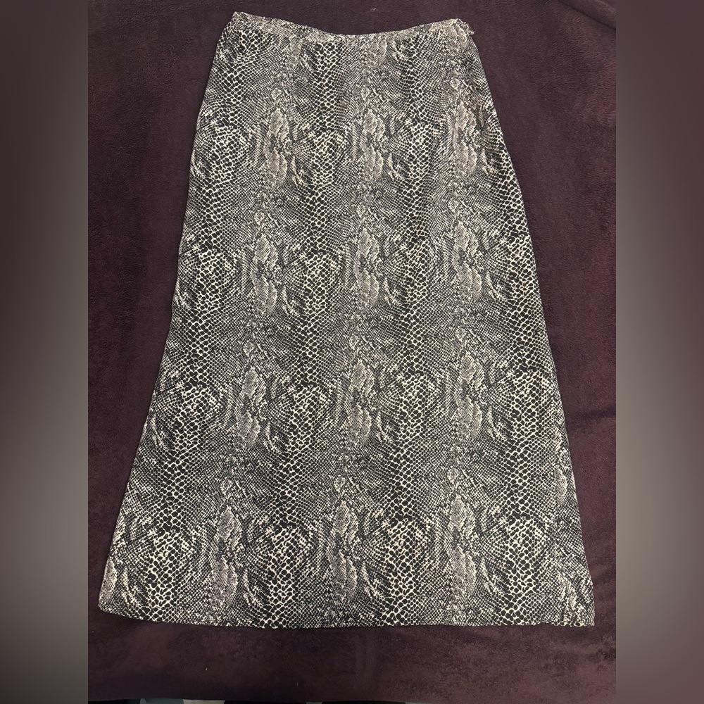 Vintage Kathie Lee Collection Black and Gray Maxi Skirt